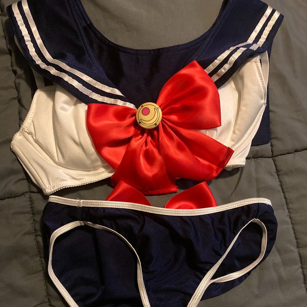 Sailor Moon Bra Panty Set NWOT